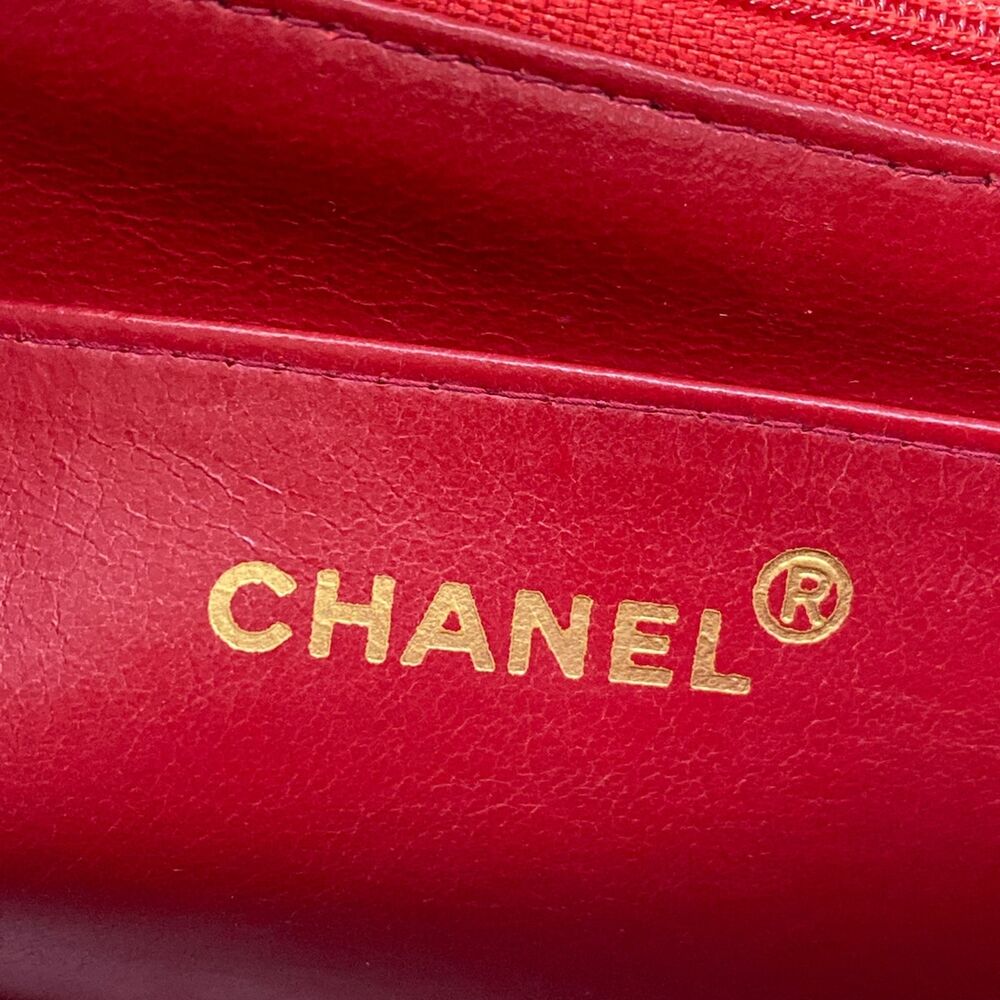 Chanel Diana Flap Matelasse Shoulder Bag A01165 - Picture 12 of 16
